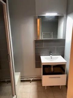 Appartement à louer, 26m², Saint-Étienne