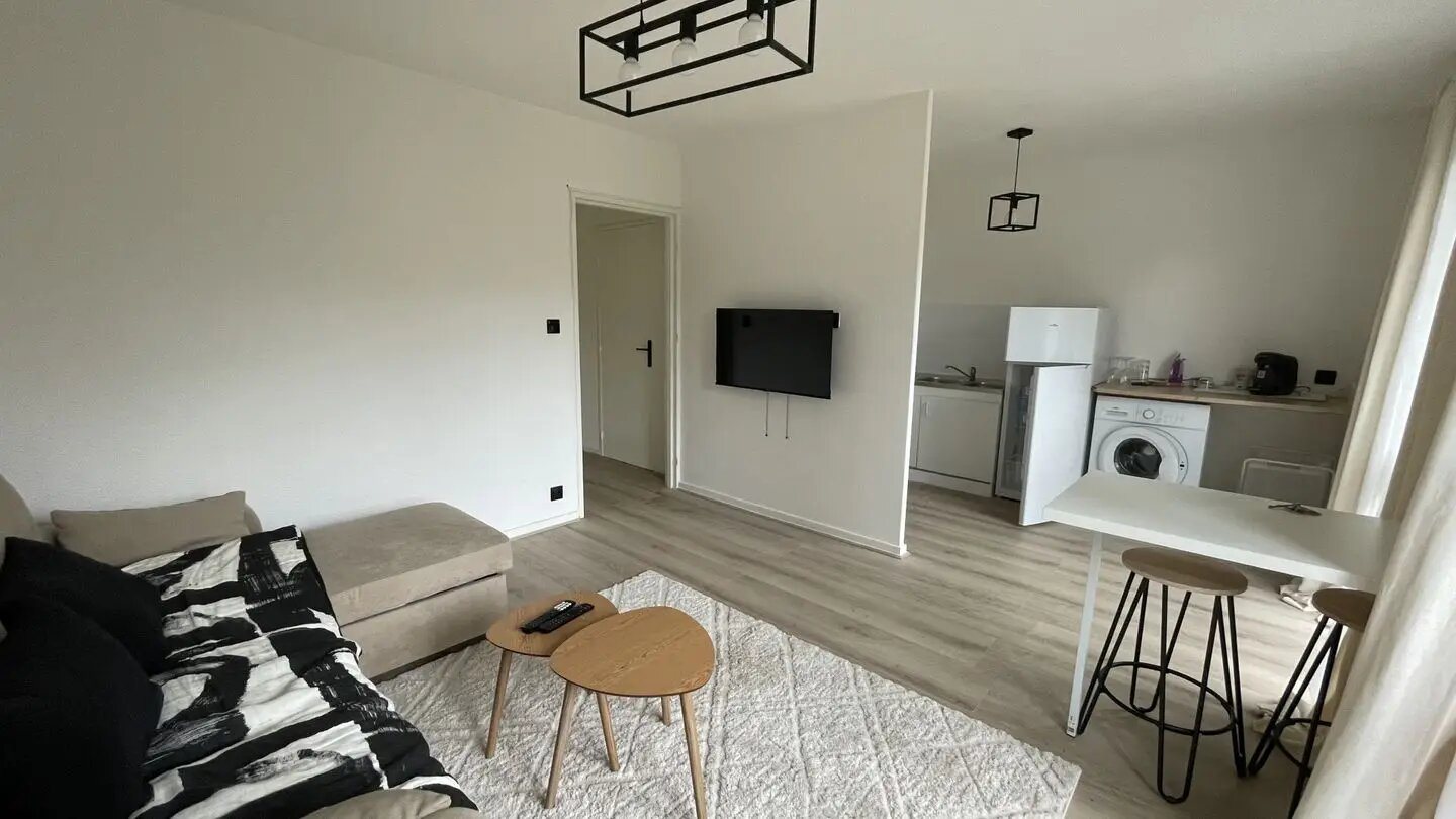 Appartement à louer, 27m², Saint-Etienne