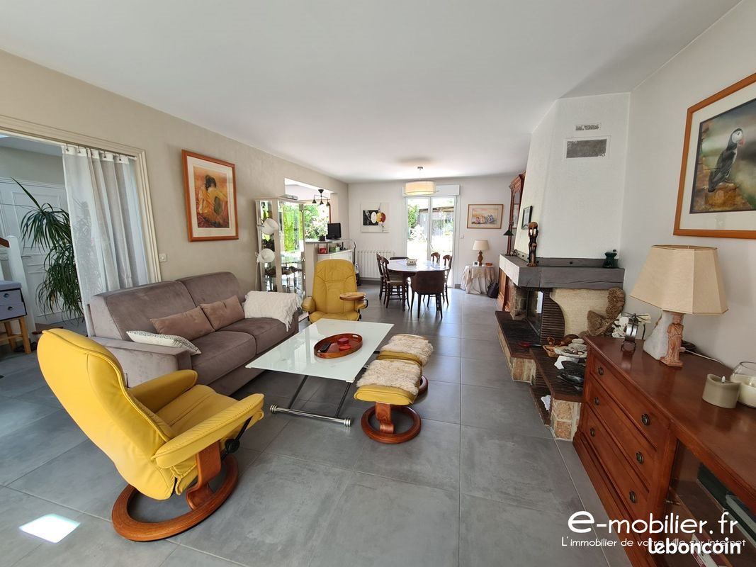Maison à vendre, 137m², Chartres-de-Bretagne