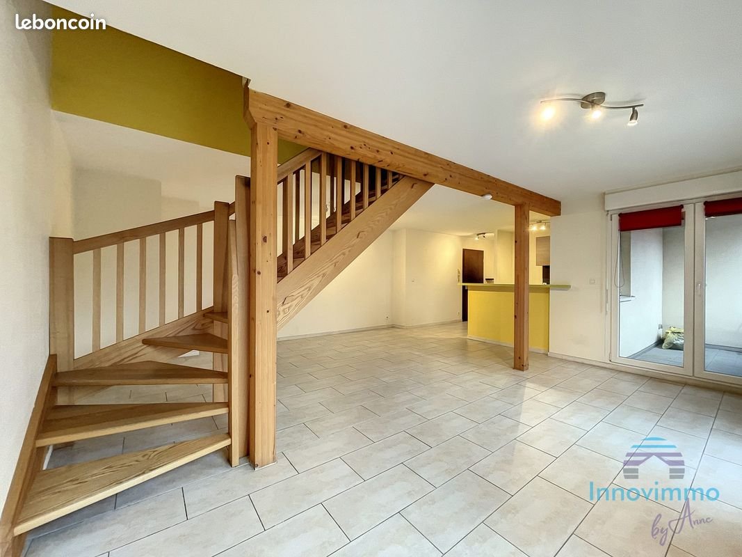 Appartement à louer, 84m², Still
