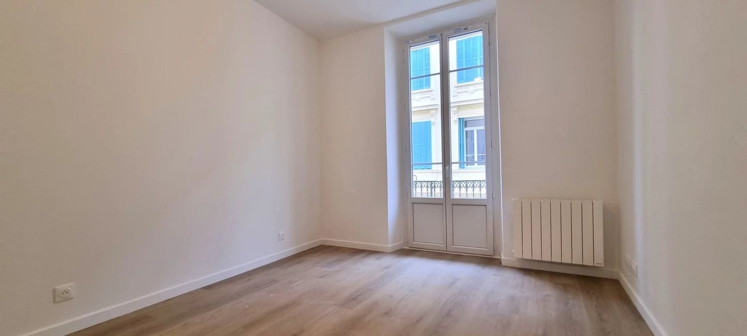 Appartement à louer, 55m², Nice