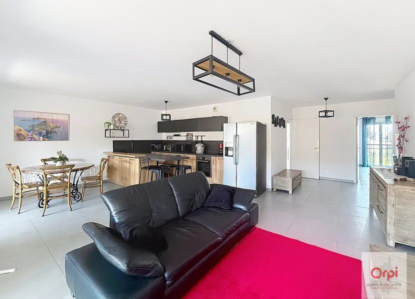 Appartement à louer, 93m², Ajaccio