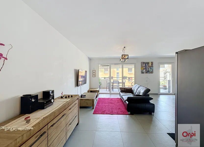 Appartement à louer, 93m², Ajaccio