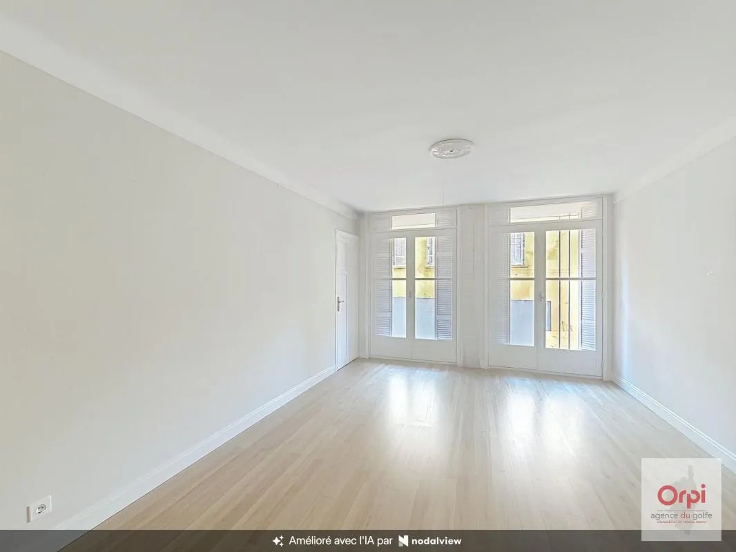 Appartement à louer, 63m², Ajaccio