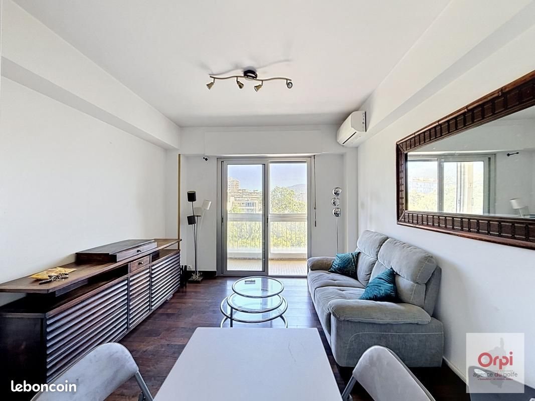 Appartement à louer, 46m², Ajaccio