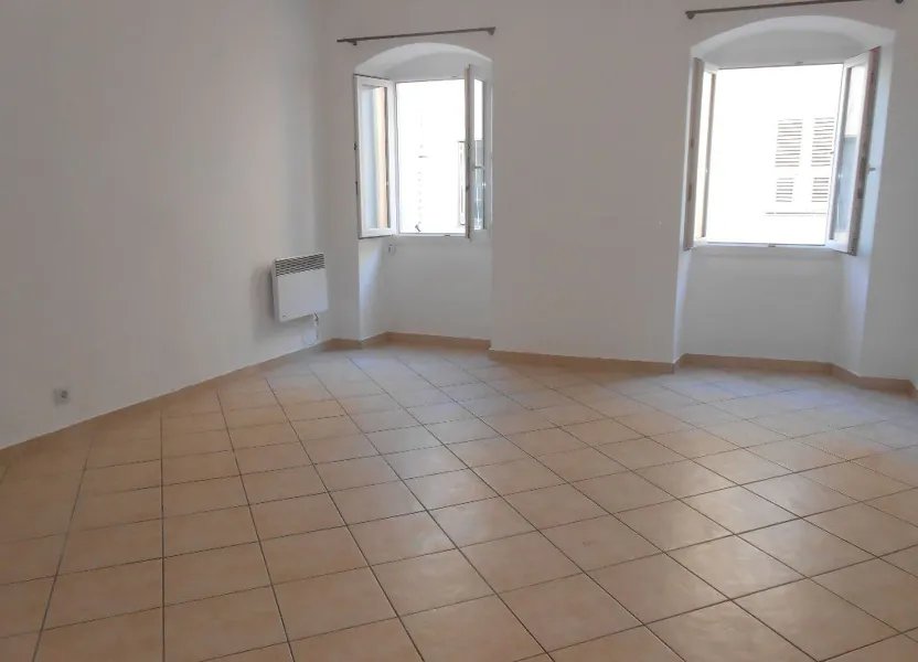 Appartement à louer, 35m², Ajaccio