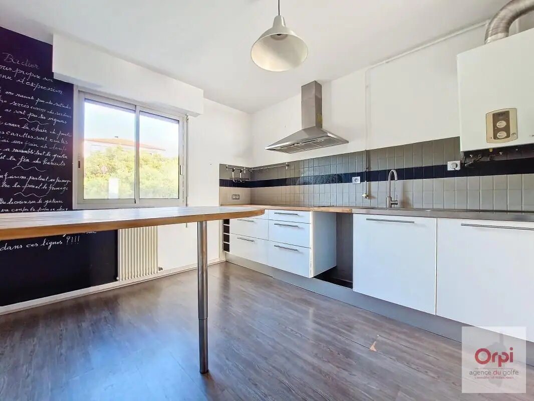 Appartement à louer, 103m², Ajaccio