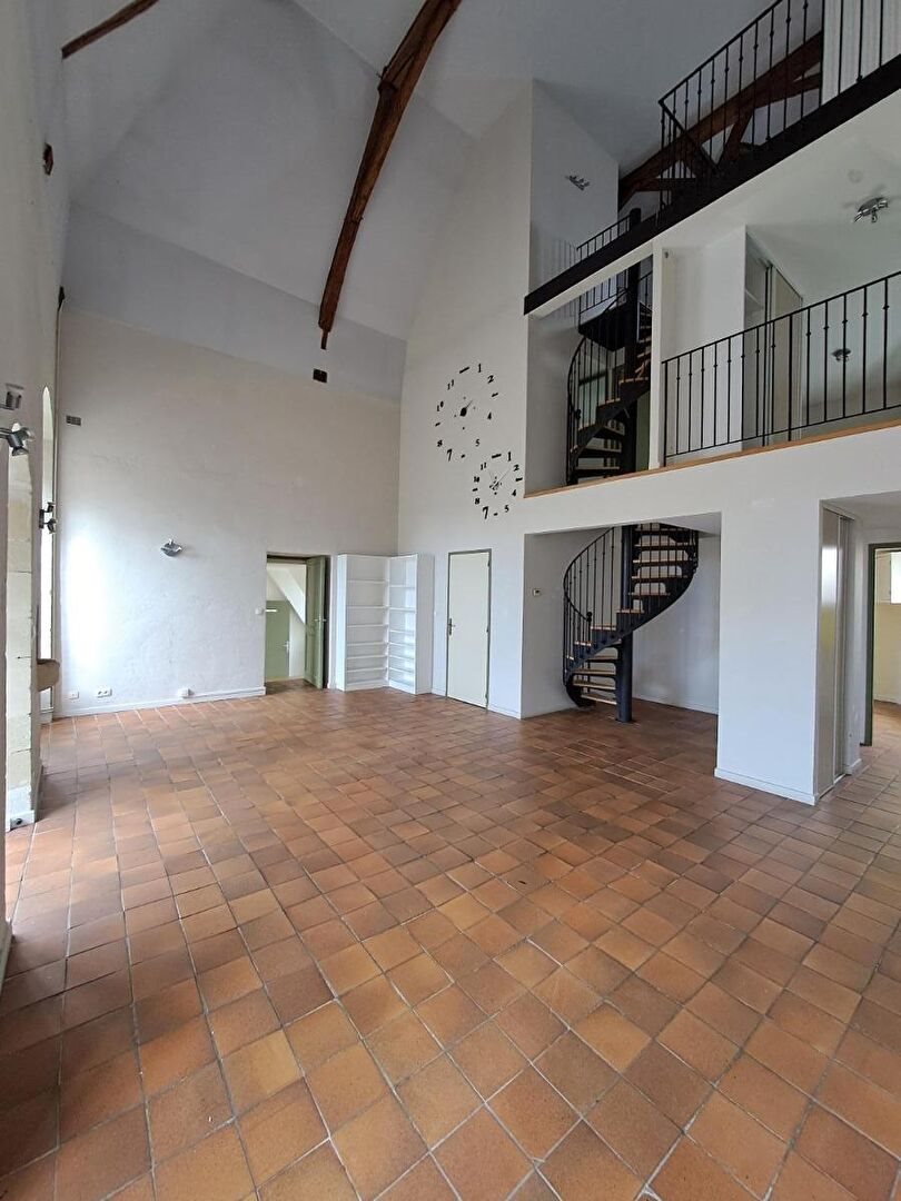 Appartement à louer, 138m², Le Cellier
