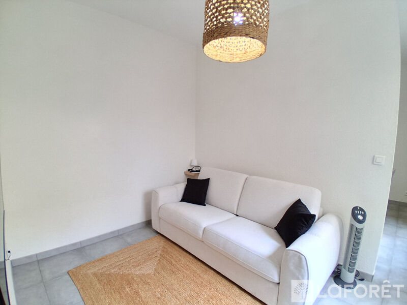 Appartement à louer, 25m², Reims