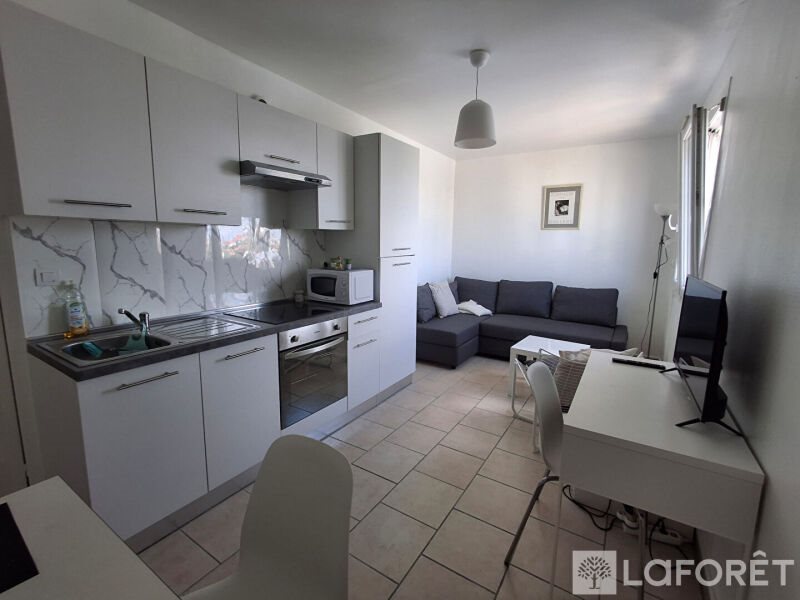 Appartement à louer, 28m², Reims