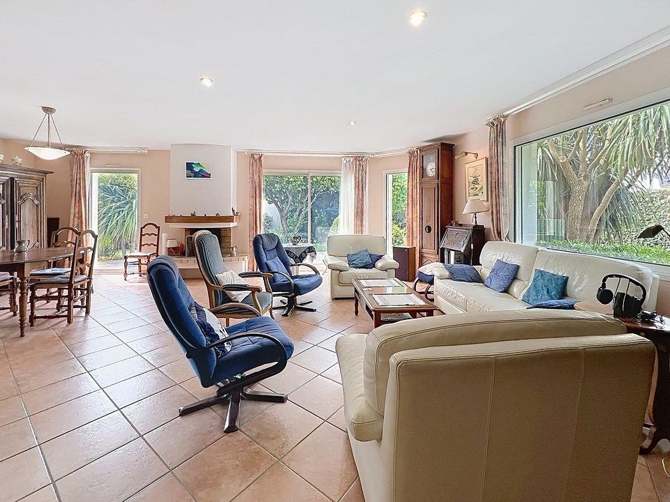 Maison à vendre, 233m², Larmor-Plage
