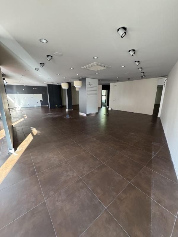 Maison à louer, 177m², Lanester
