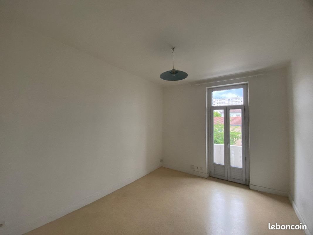Appartement à louer, 27m², Clermont-Ferrand