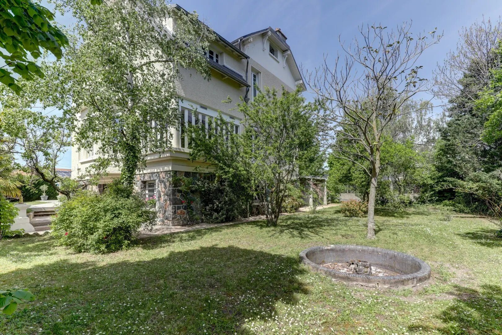 Maison à vendre, 243m², Mozac