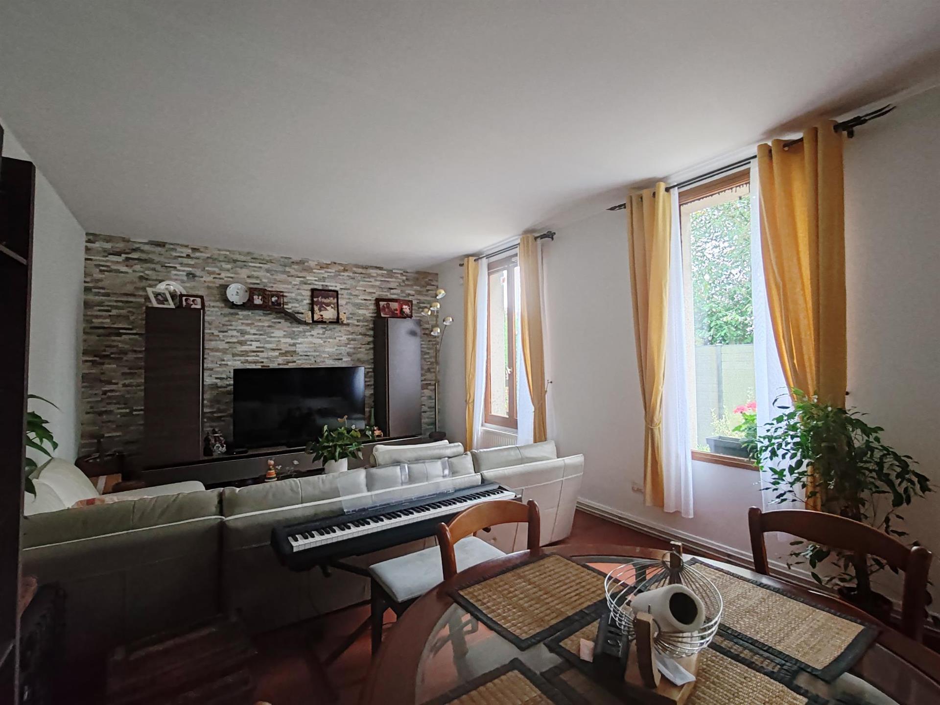 Maison à vendre, 83m², Villers-Cotterêts