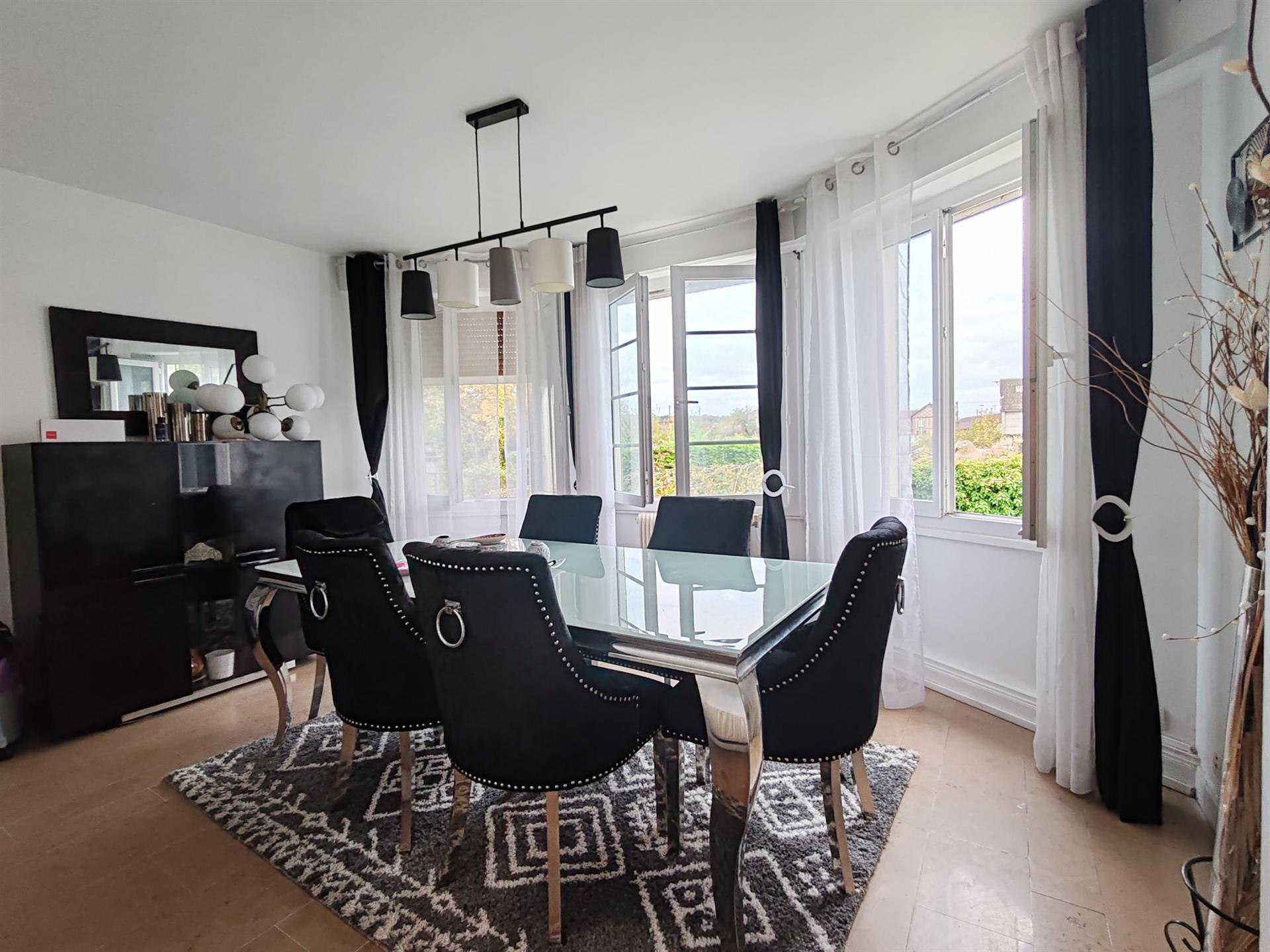 Maison à vendre, 100m², Villers-Cotterêts