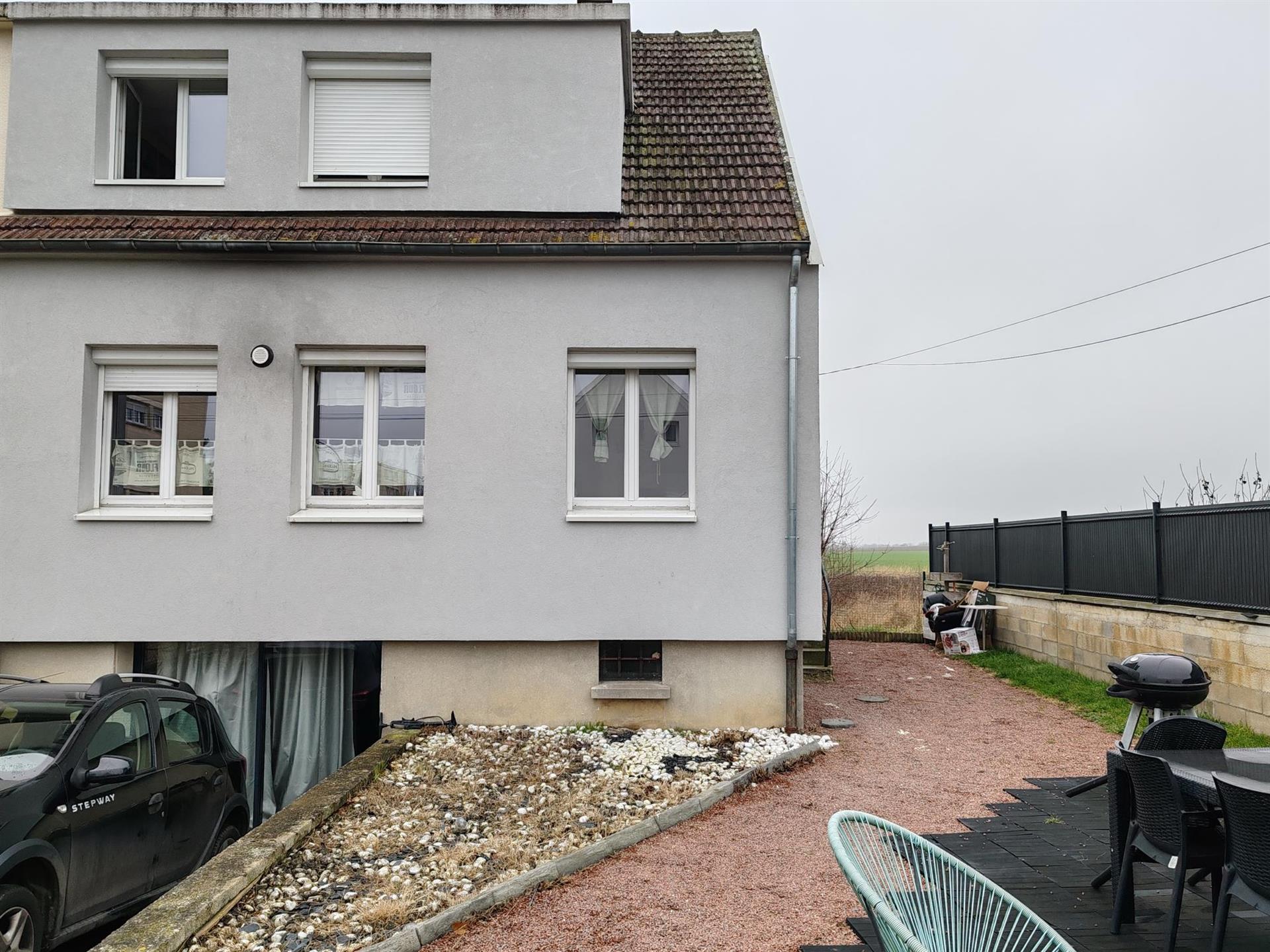 Maison à vendre, 79m², Crépy-en-Valois