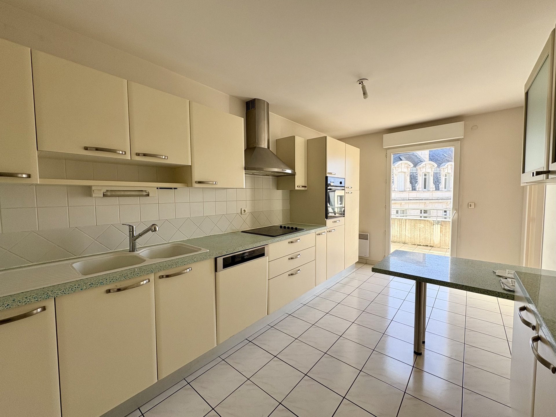 Appartement à louer, 119m², Poitiers
