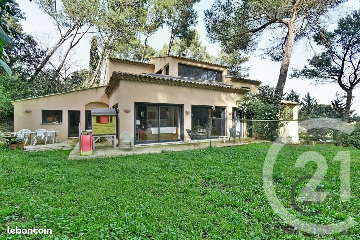 Maison à vendre, 266m², Villeneuve-lès-Avignon