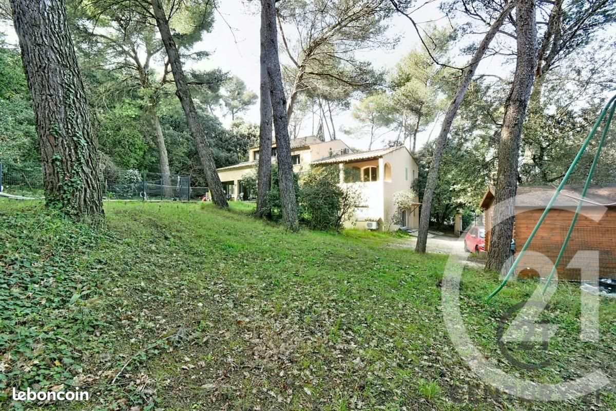 Maison à vendre, 266m², Villeneuve-lès-Avignon