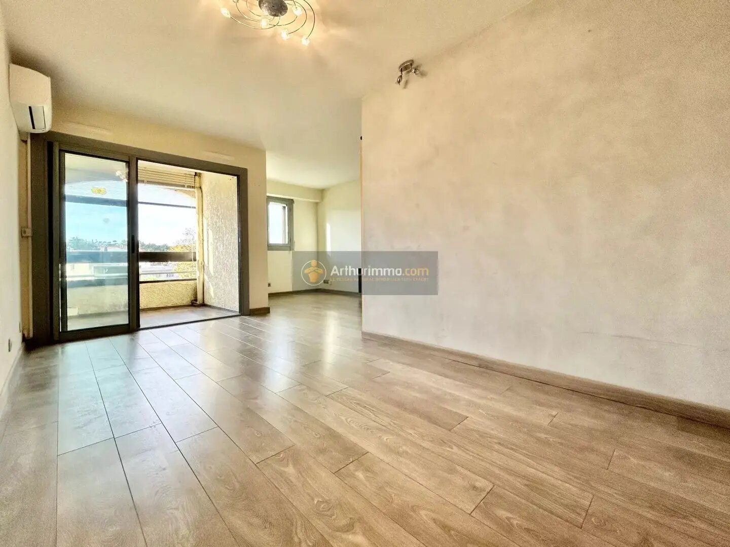 Appartement à vendre, 45m², Fréjus