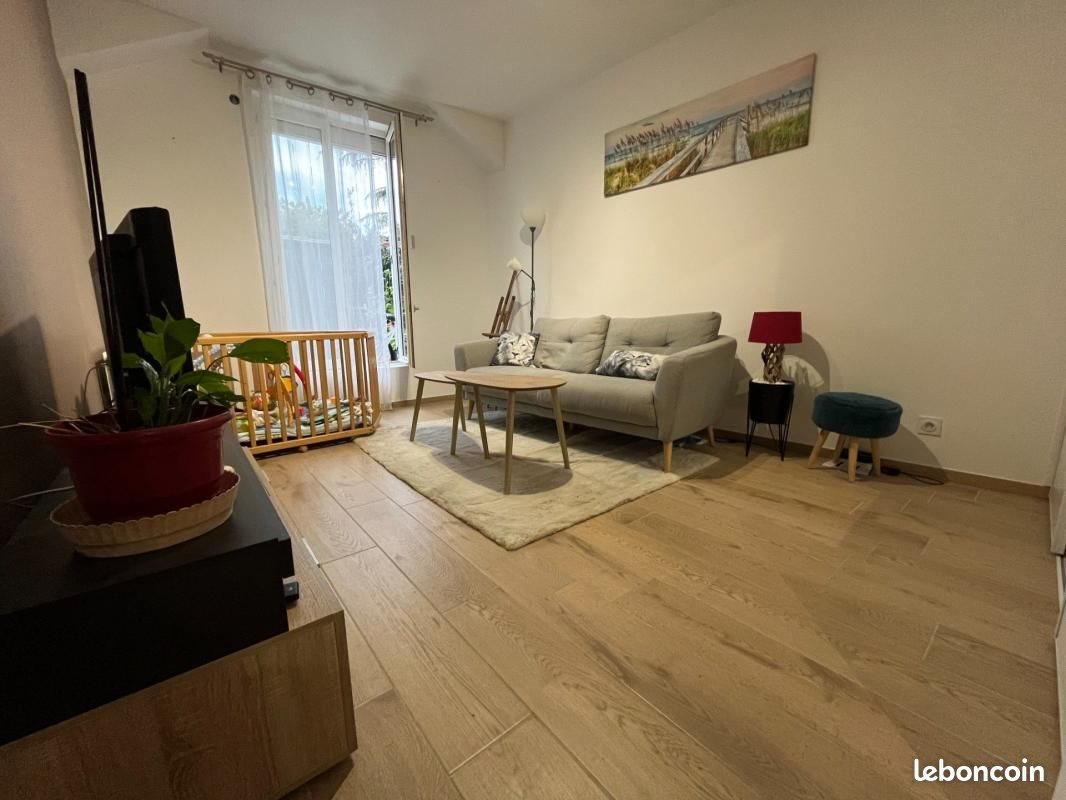 Appartement à louer, 85m², Saint-Donat-sur-l'Herbasse