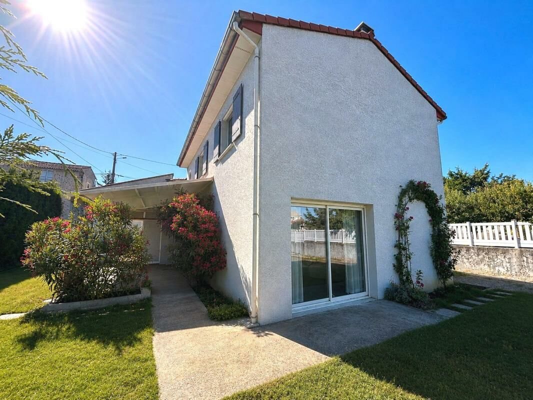 Maison à vendre, 110m², Saint-Jean-de-Muzols