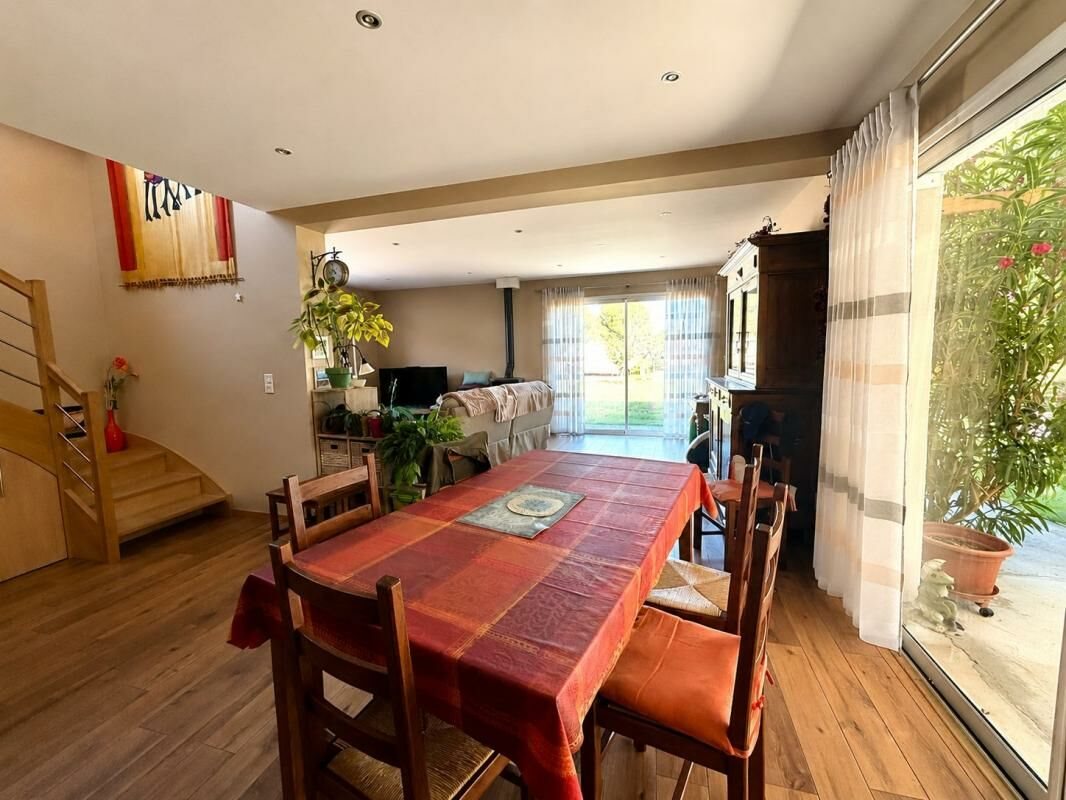 Maison à vendre, 110m², Saint-Jean-de-Muzols