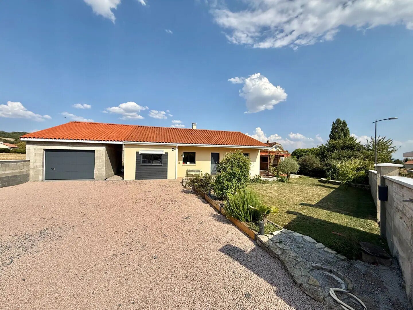 Maison à vendre, 113m², Artonne
