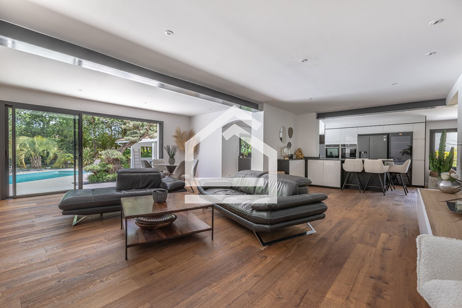 Maison à vendre, 260m², Saint-Médard-en-Jalles