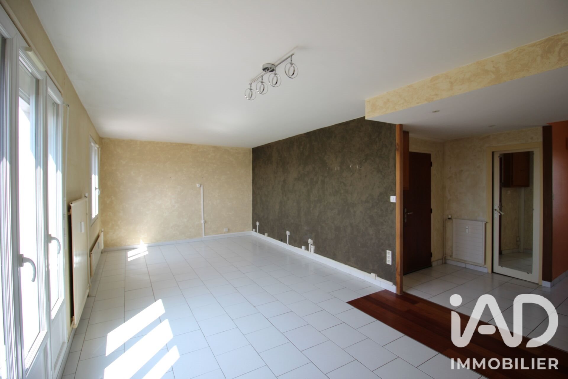 Appartement à vendre, 83m², Varennes-Vauzelles