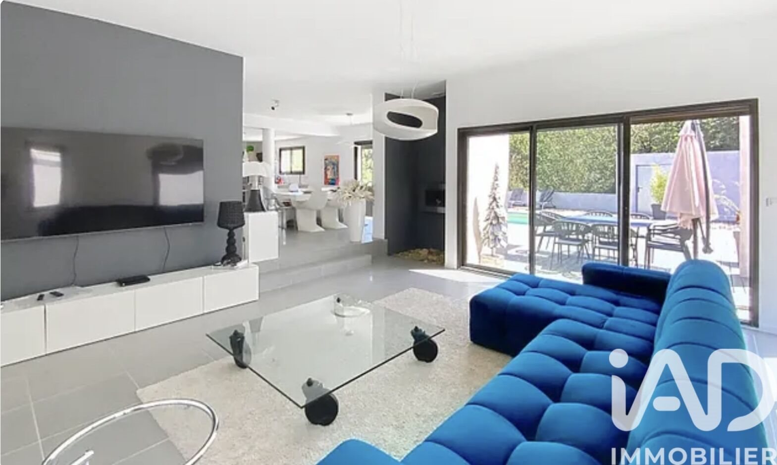 Maison à vendre, 196m², Corneilhan