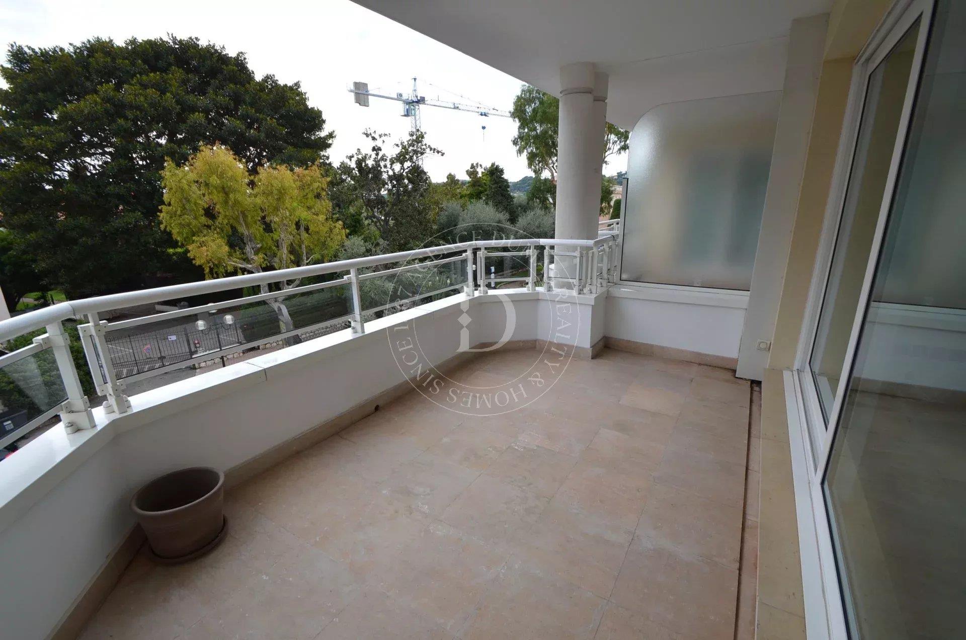 Appartement à vendre, 103m², Beaulieu-sur-Mer
