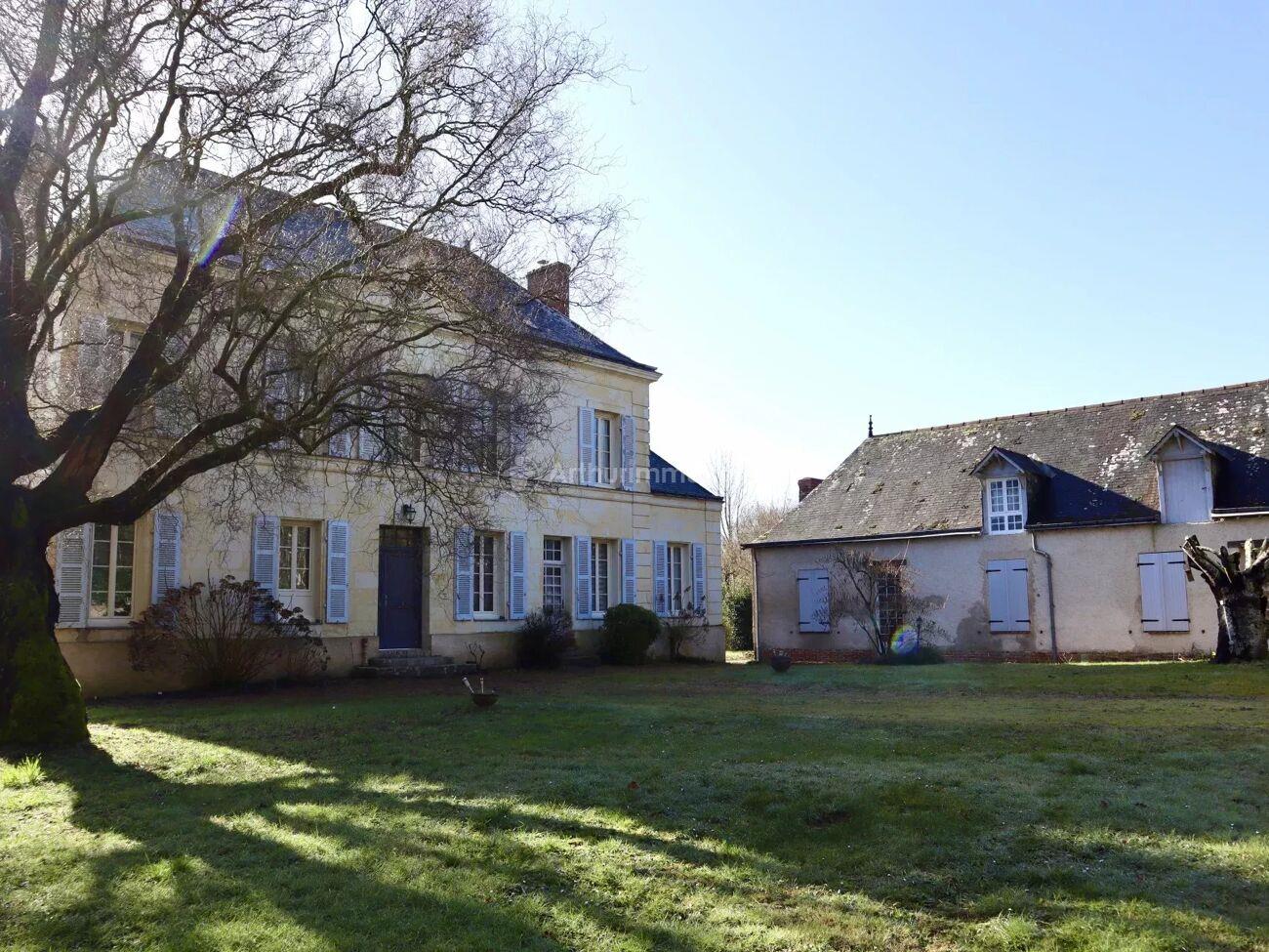 Maison à vendre, 520m², La Chartre-sur-le-Loir