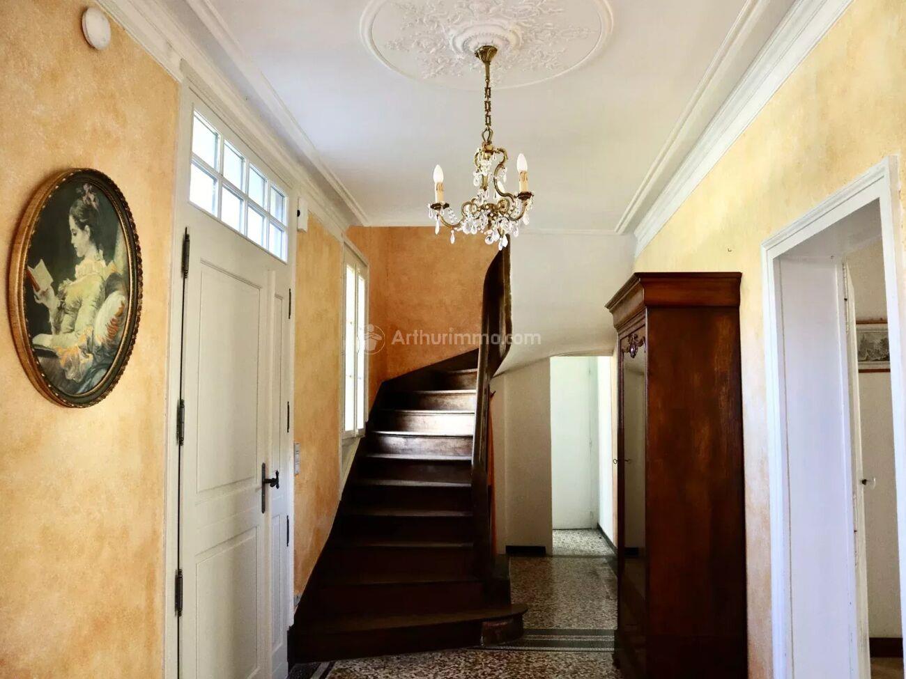 Maison à vendre, 520m², La Chartre-sur-le-Loir
