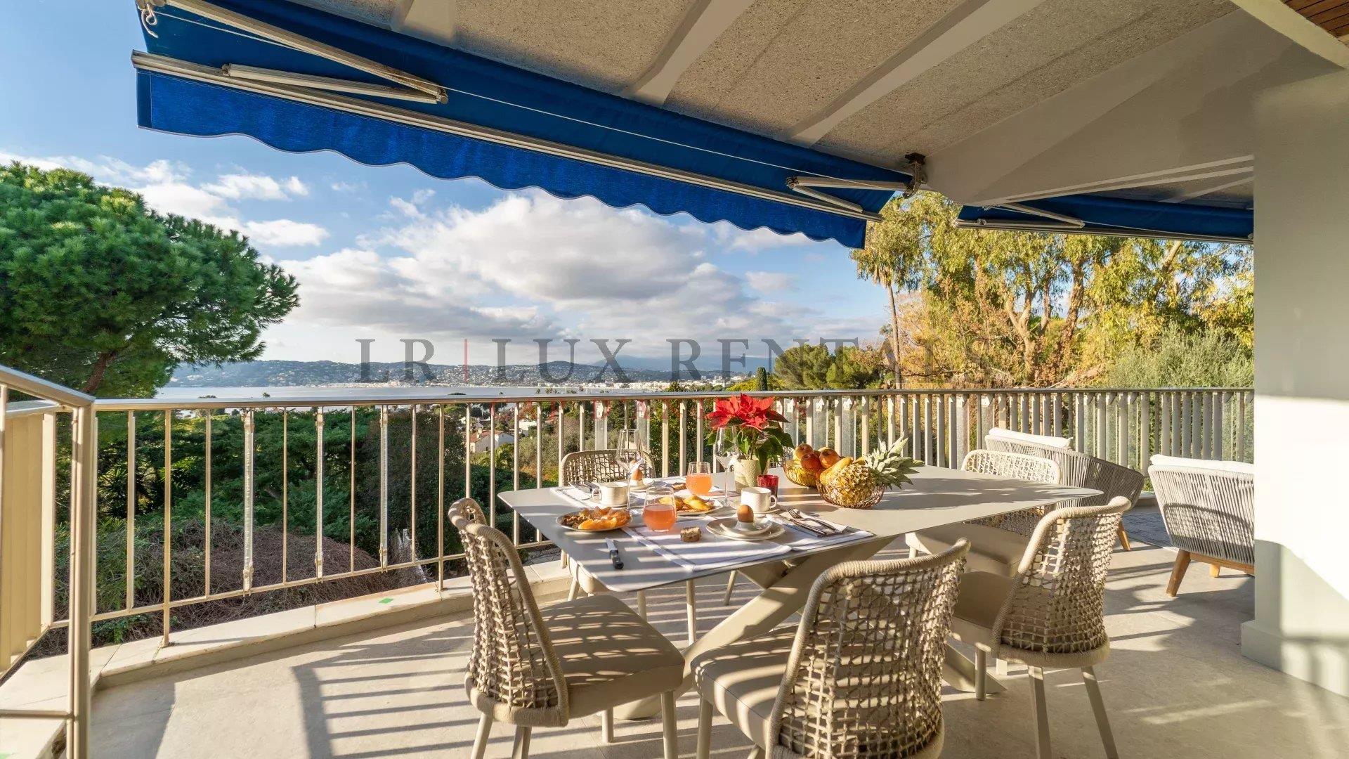 Appartement à louer, 130m², Antibes
