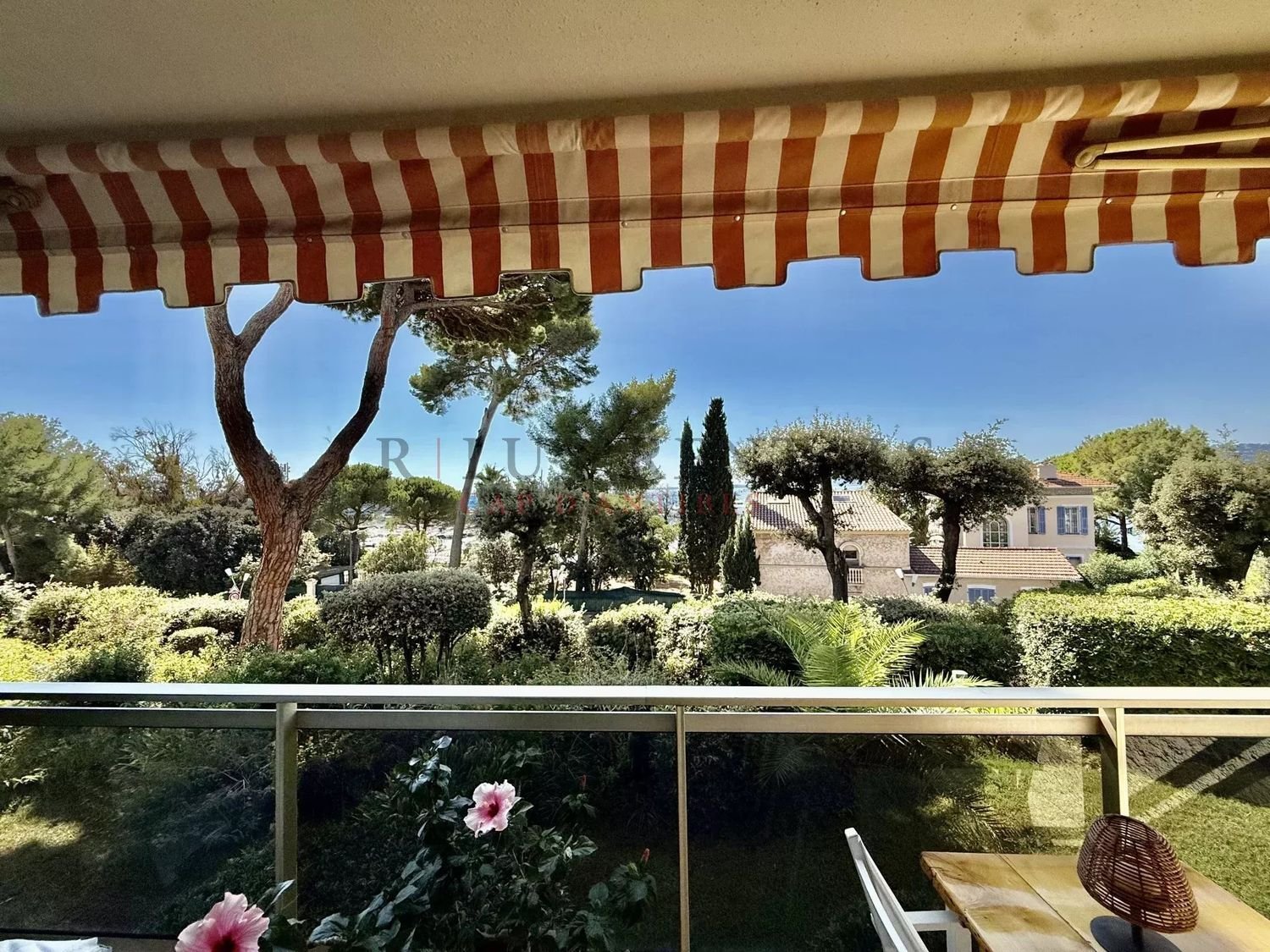 Appartement à louer, 83m², Antibes