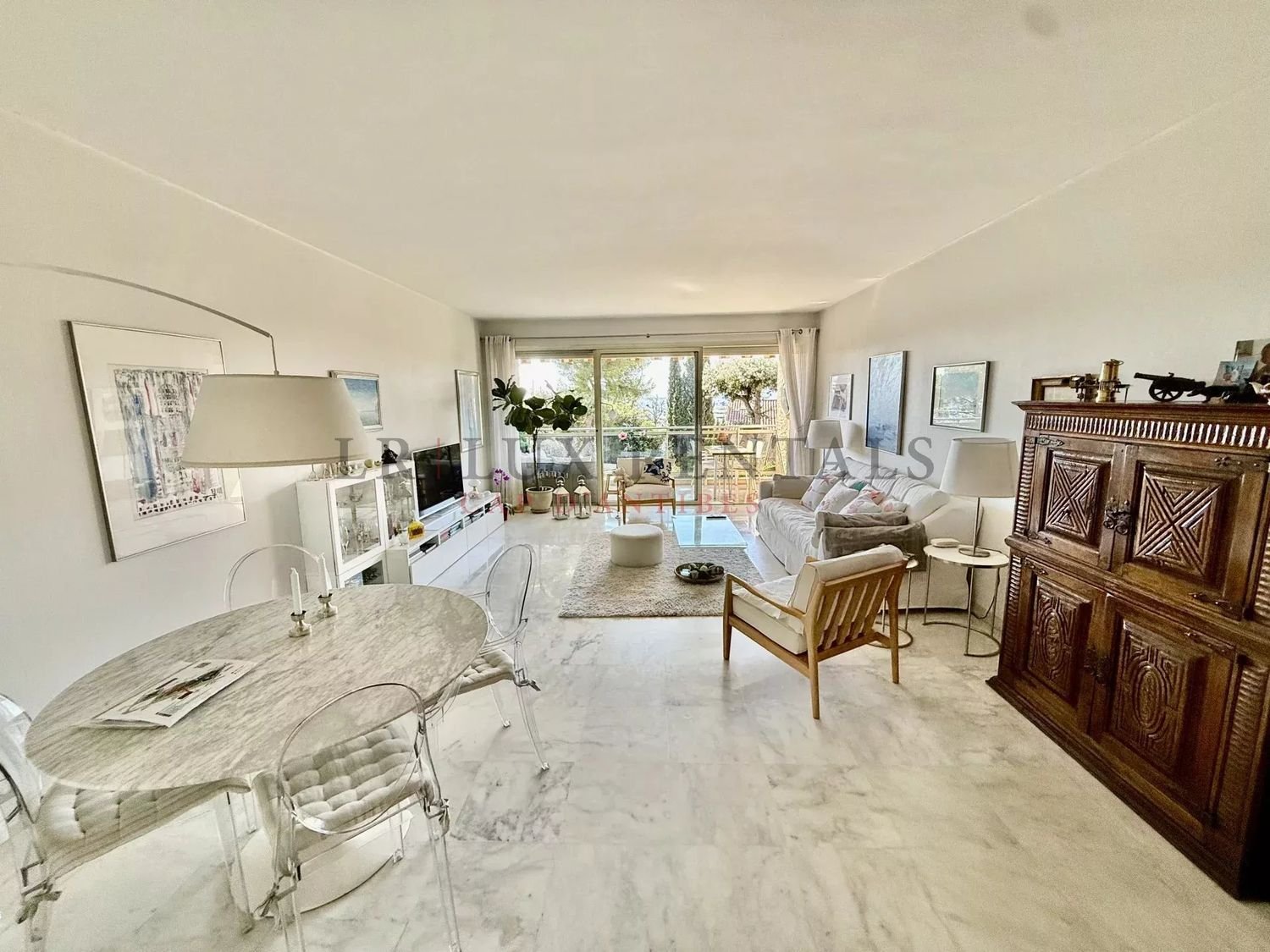 Appartement à louer, 83m², Antibes