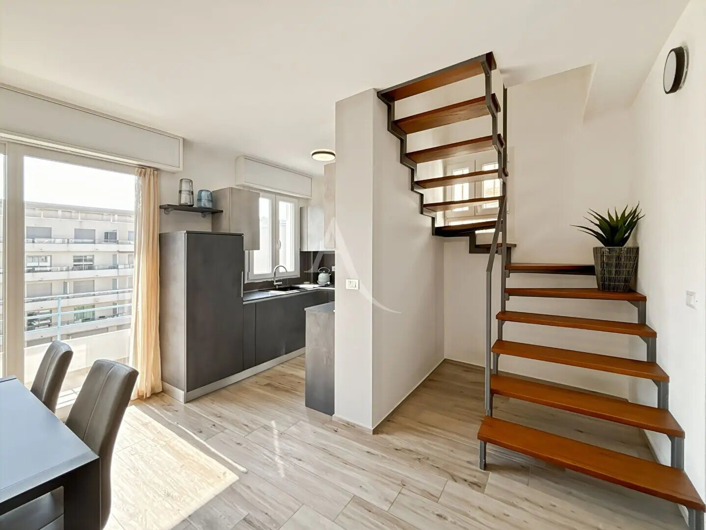 Appartement à louer, 56m², Cannes