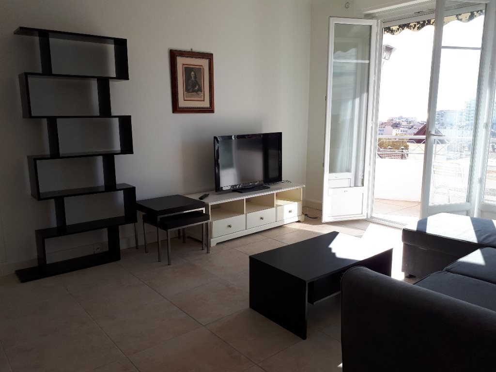 Appartement à louer, 54m², Cannes