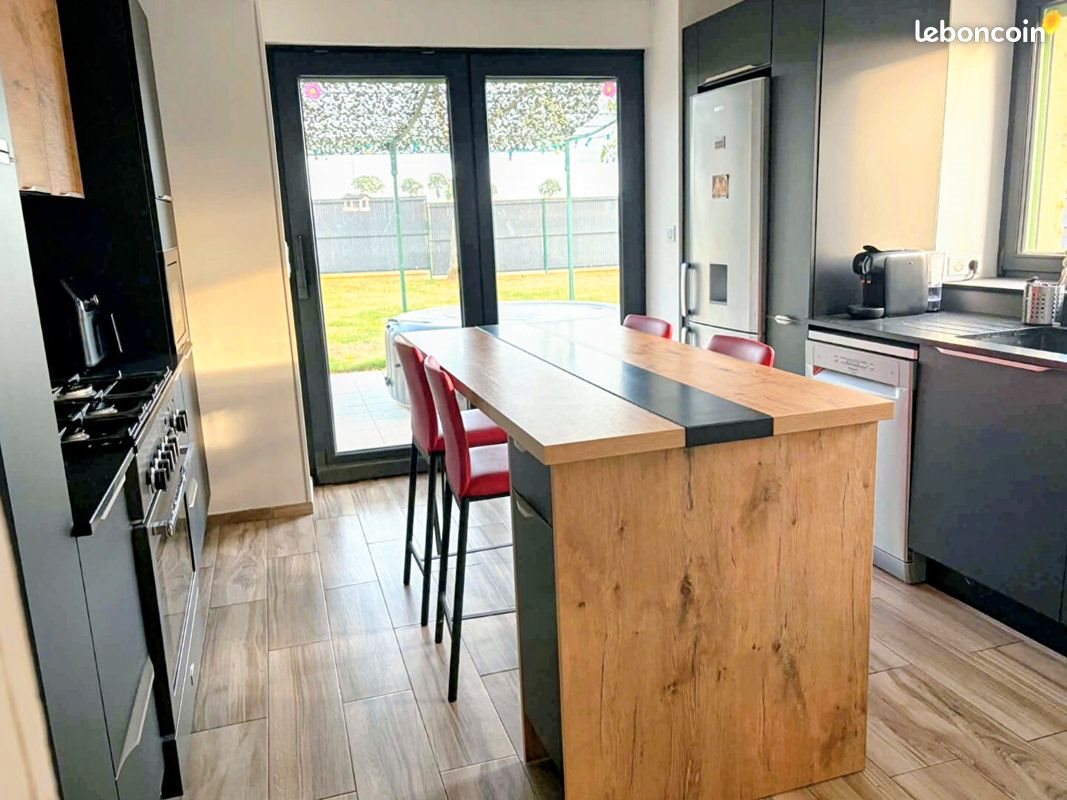 Maison à vendre, 139m², Beaumont-sur-Sarthe