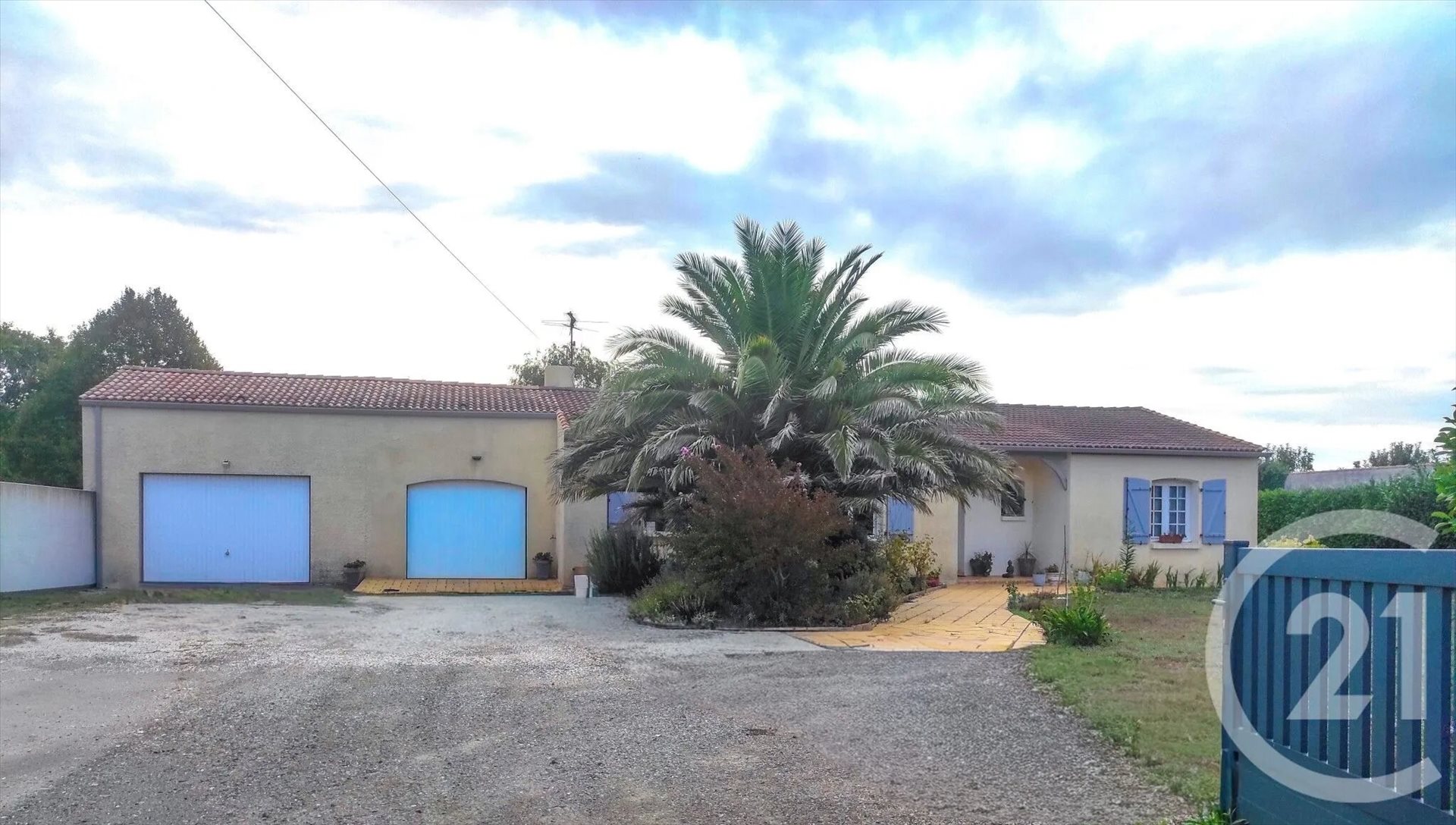 Maison à louer, 107m², Saint-Hilaire-la-Forêt