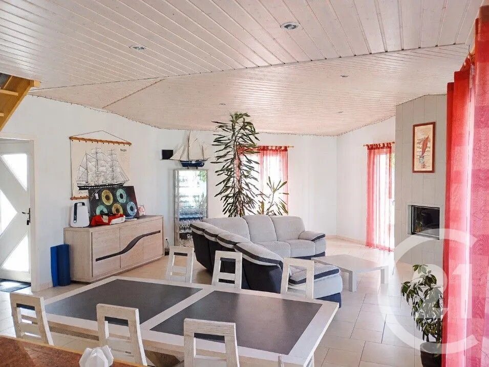 Maison à vendre, 162m², La Chaize-Giraud