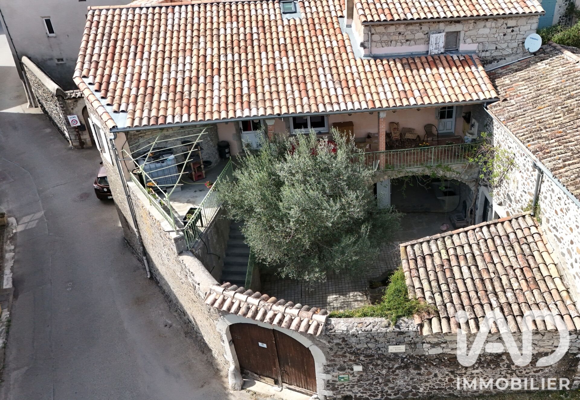 Maison à vendre, 226m², Lussas
