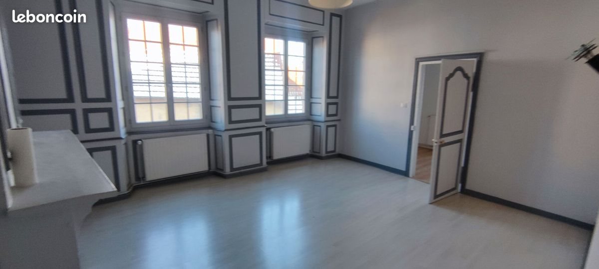 Appartement à louer, 110m², Chénérailles