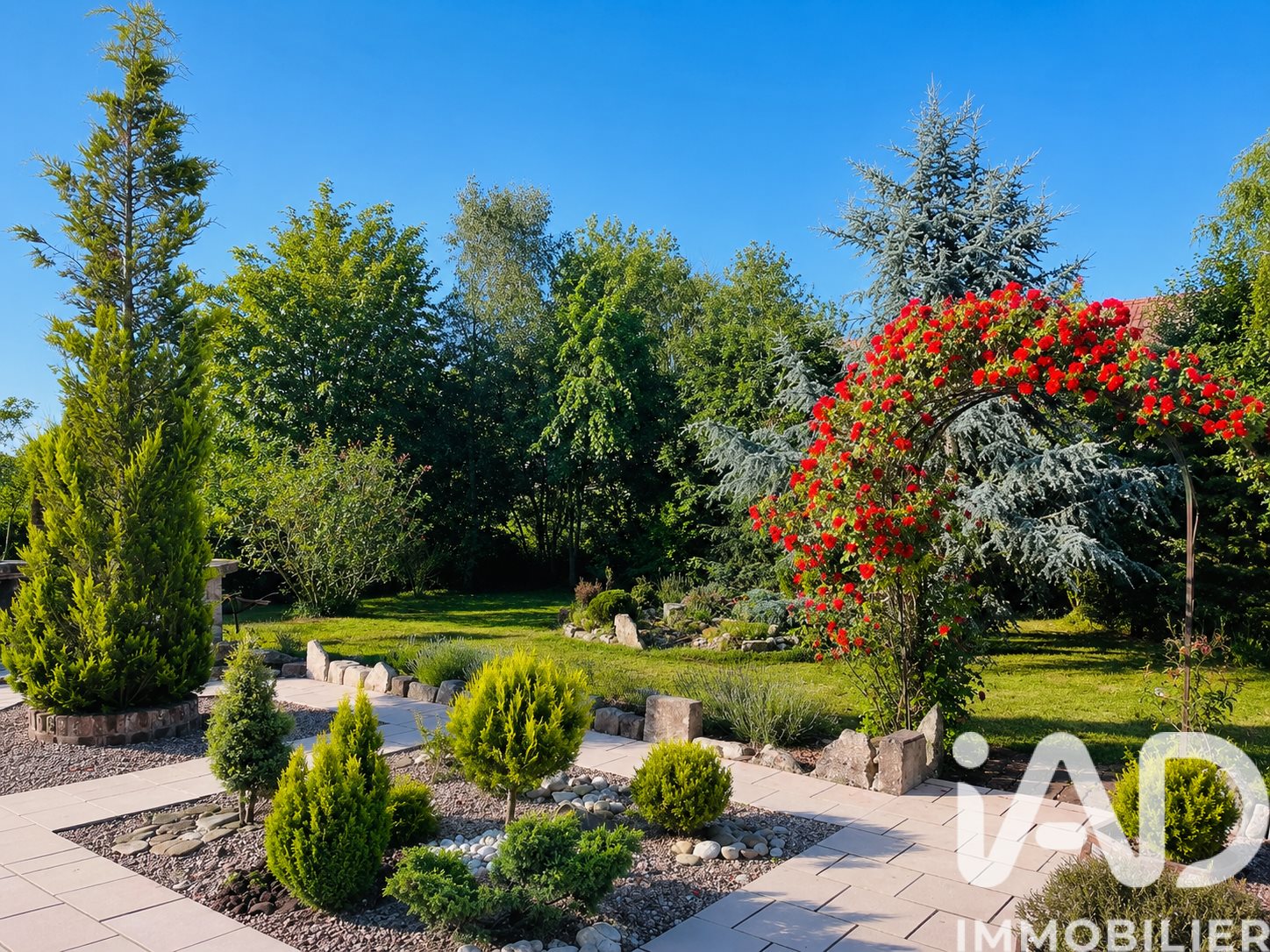 Maison à vendre, 180m², Neuville-Ferrières