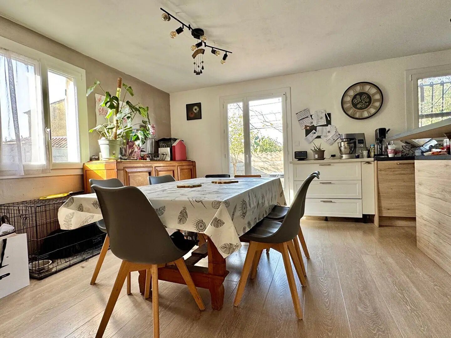 Maison à vendre, 90m², Sénas