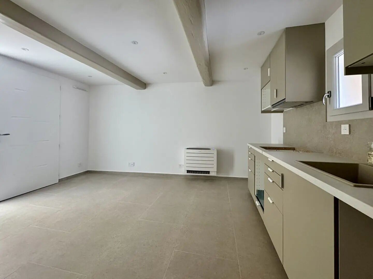 Appartement à louer, 32m², Mouriès