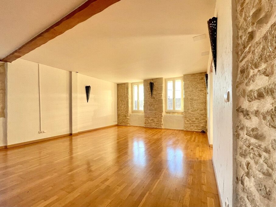 Appartement à louer, 100m², Sénas