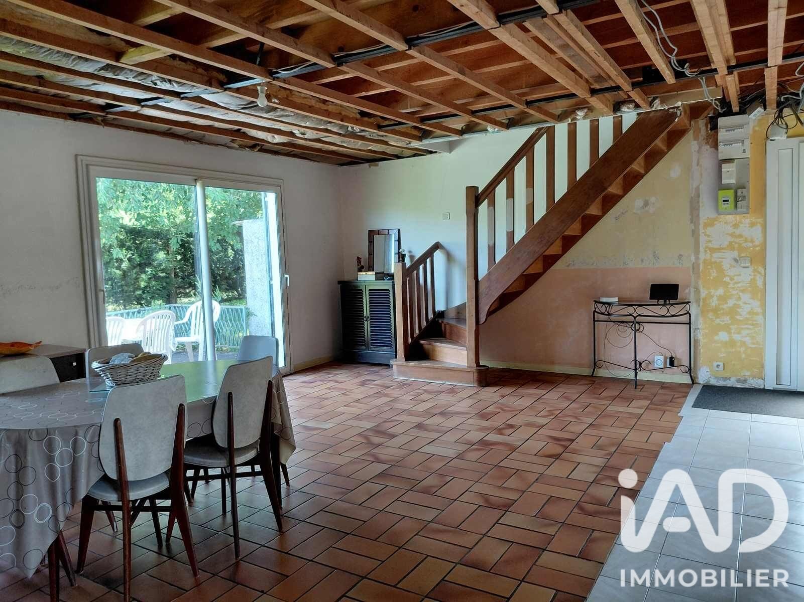 Maison à vendre, 101m², Ymeray